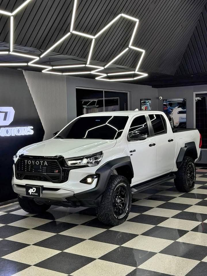 Toyota Hilux GR 2024 - Foto 1