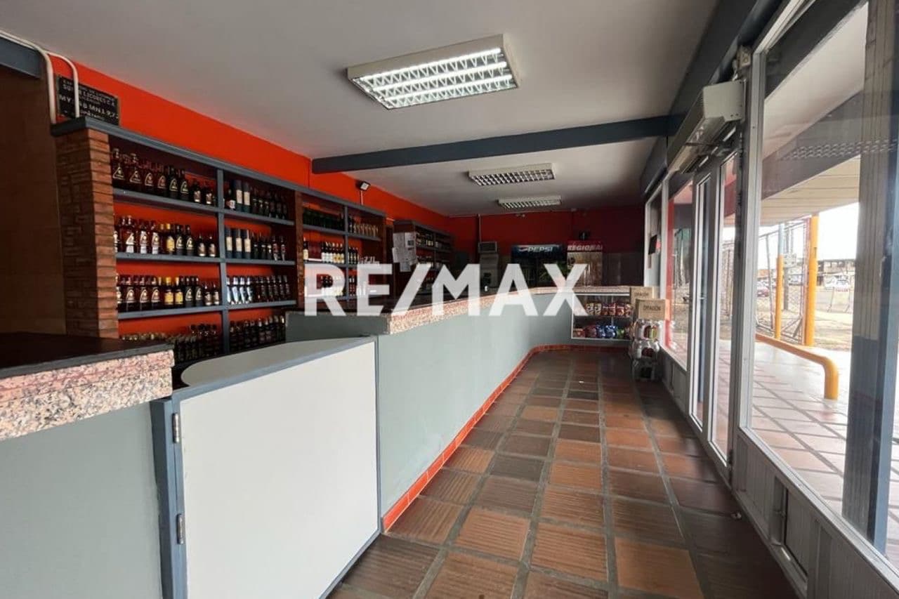 EN VENTA ESQUINA COMERCIAL VÍA PERIJA LOCAL-DEPÓSITO-CASA SAN FRANCISCO - Foto 2