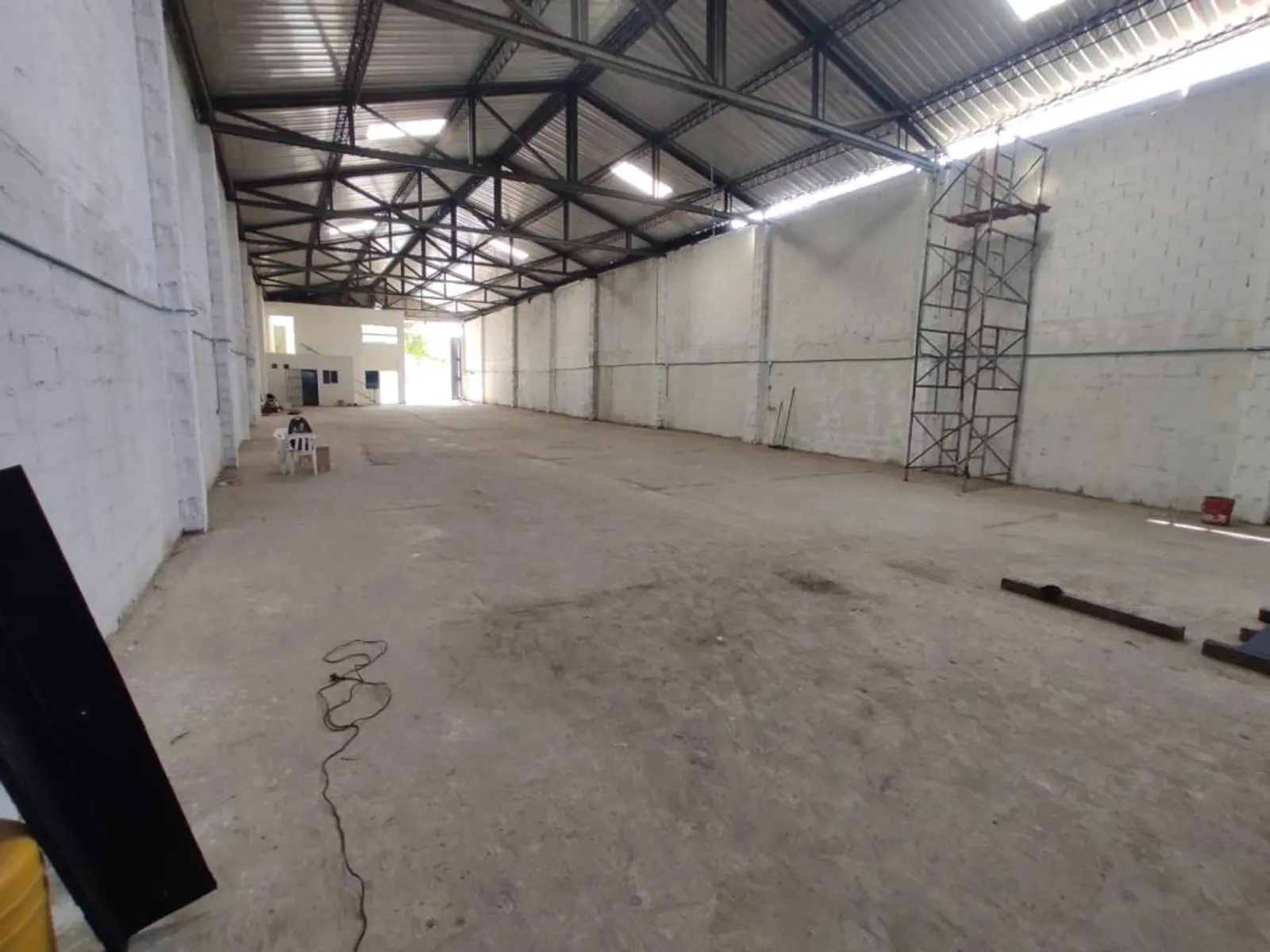 Galpón Industrial (Zona Sur / Haticos) - Foto 1