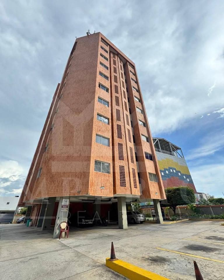 Alquiler apto. Amoblado residencias Ibirai el milagro